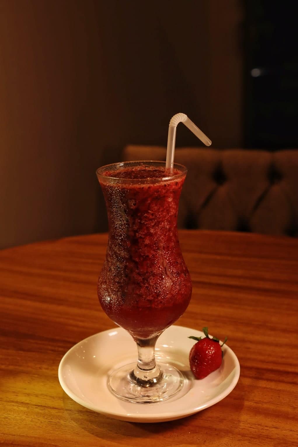 Frappé de frutos rojos con fresa natural